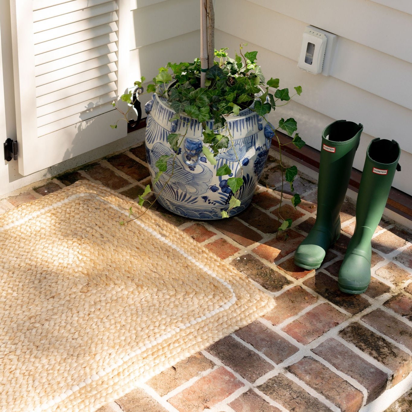 Braided Jute Doormat Hand spun Wool Accents